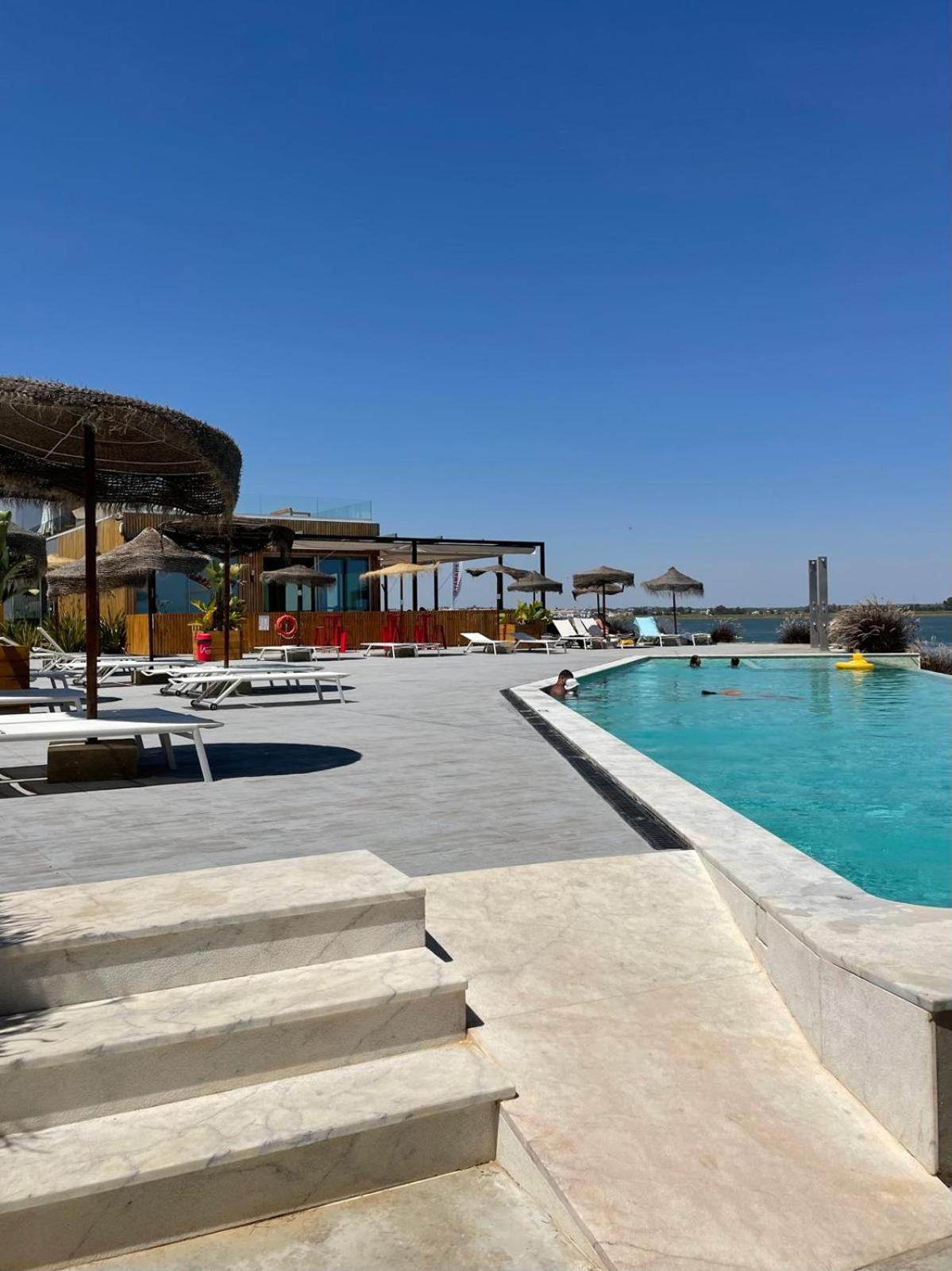 818 Centro Nautico Bungalows Vila Real de Santo António Zewnętrze zdjęcie